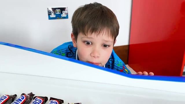 Мистер Макс • Mister Max - Макс и Катя следят за питанием папы