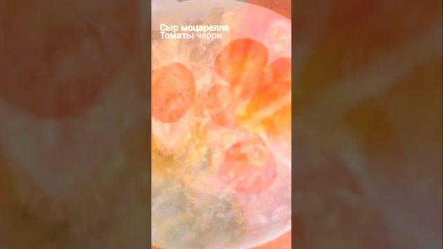 Вкуснейшая яичница с говяжьим языком и сметаной