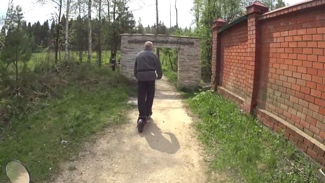 Электротрайк против самоката 2