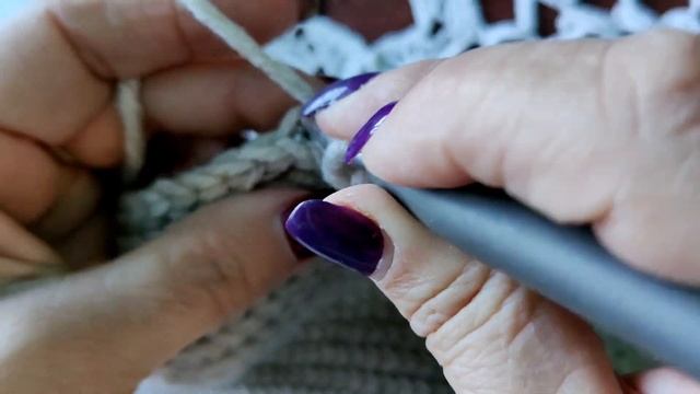Лицевые петли крючком