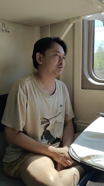 ARYA PRADANA BUDIARTO INDONESIAN IN RUSSIA ROUTINE TRANS SIBERIA MOSCOW VLADIVOSTOK 🇷🇺🚂