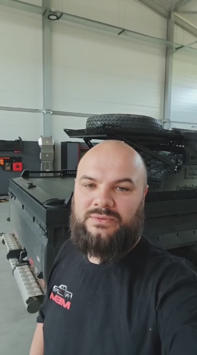 Очередное утро  в компании МБМ с Сергеем!)