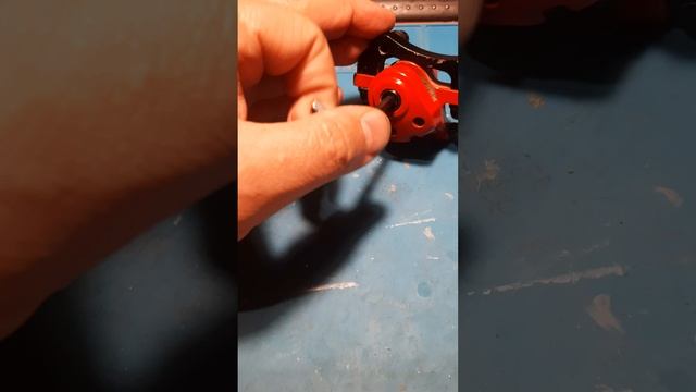 Тормозной калипер Tolids для электросамоката Kugoo M4 с колодками. Регулировка тормоза.