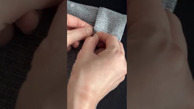 Подгибка низа брюк из растяжимых тканей.