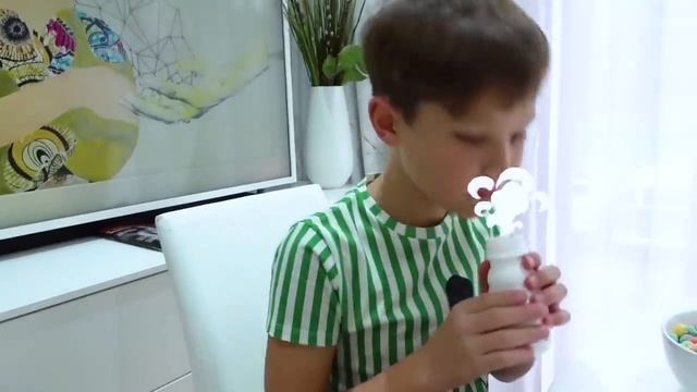 Мистер Макс • Mister Max - Кэти и Макс играют со своими питомцами
