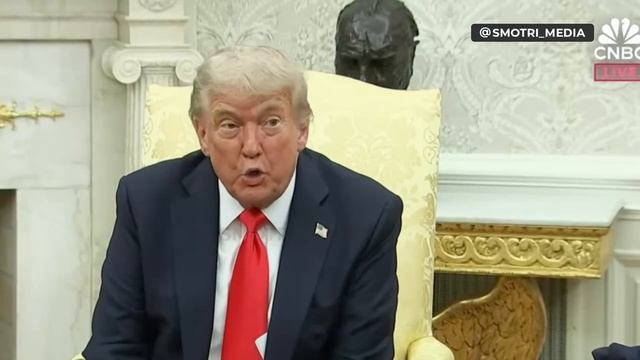 "Знаете, на Россию жестко напали, они ударили вглубь России," — Трамп. Перевод в описании.