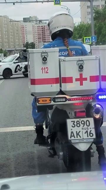 Модную скорую помощь заметили на улицах Казани😄