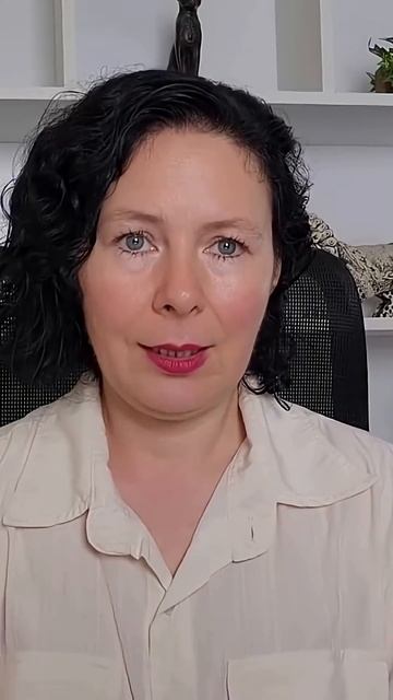 Как образуются травма привязанности? #надеждасемененко #психология #психолог #травма #привязка ￼