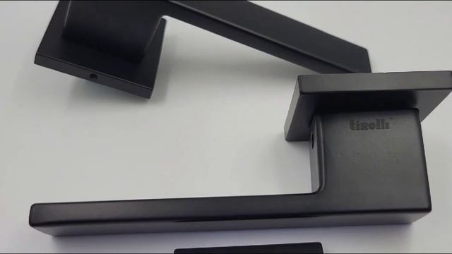 Tirolli ручка на розетке 2 шт, TR A183 BB К5