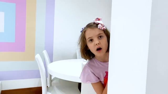 Мистер Макс • Mister Max - Катя повторяет все за Максом