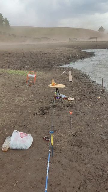 Попали в шторм на рыбалке 🐟🎣
