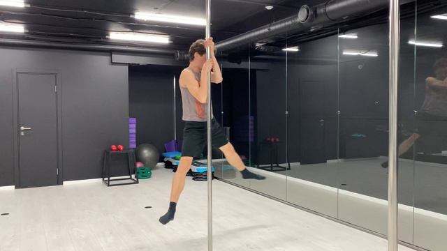 Развиваю навыки Pole Dance / Pole Sport || Пилонный спорт для бегунов на длинные дистанции :)