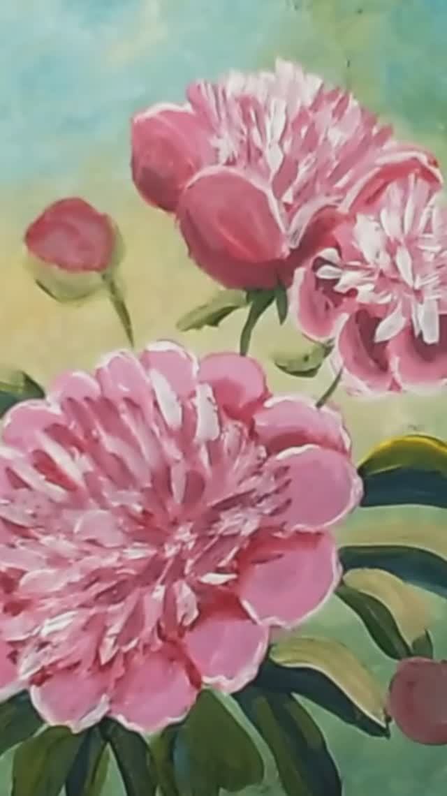 Яркие пионы