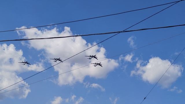 Репетиция воздушного парада к дню ВМФ