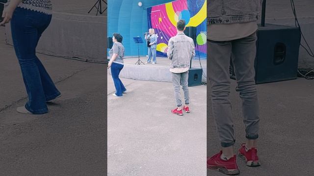 "В шуме дискотек" кавер на песню группы Мираж