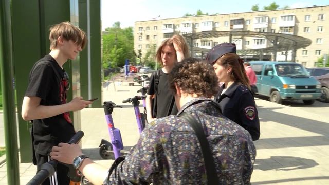 «Смоленская область без ДТП»: госавтоинспекторы поздравили юных смолян с Днём защиты детей