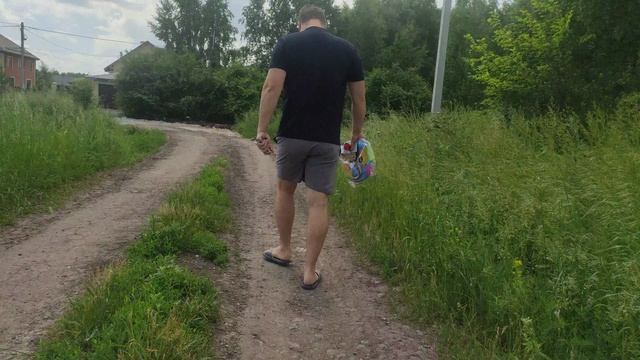 идём к котёнку чипсу.