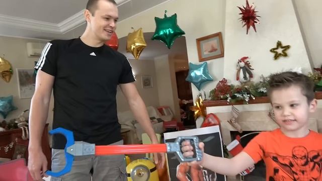 Мистер Макс ЧЕЛЛЕНДЖ 100 ЗА 10 ⧸ Макс в 5 лет пробует сделать СТО отжиманий от пола за ДЕСЯТЬ минут!