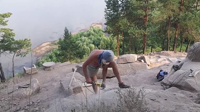 Делаем трон