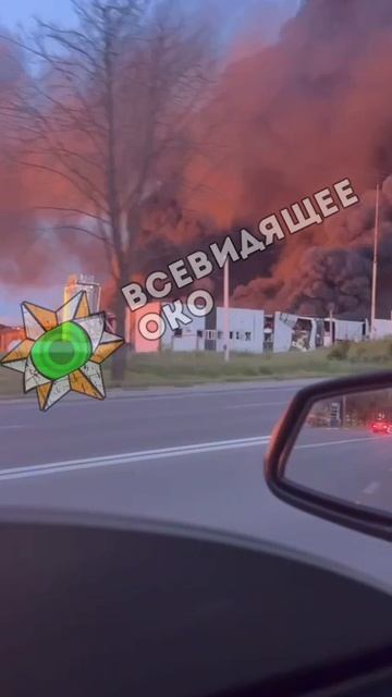 🚀 Поражение промышленного объекта в Тернополе

Судя по кадрам - после прилета возник пожар.