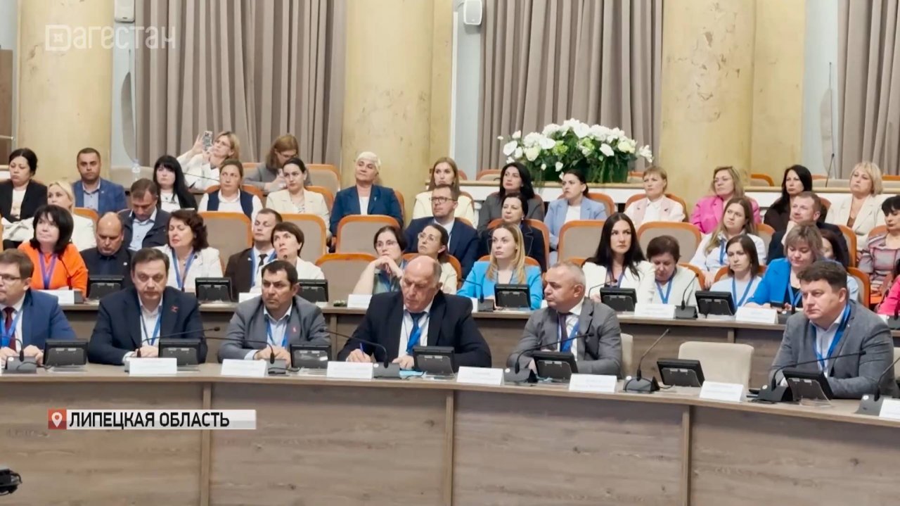 Премьер-министр республики принял участие в заседании комиссии Госсовета
