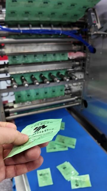 Minipress.ru Ротационная машина для фармацевтической упаковки