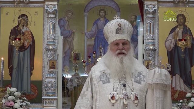 Божественная литургия в Свято-Успенском кафедральном соборе города Ташкента