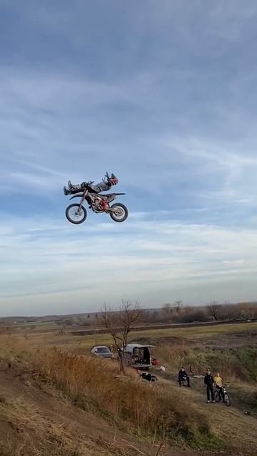 9169306975.mp4
