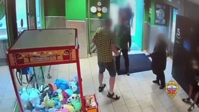 Полицией задержан рецидивист, подозреваемый в разбойном нападении на кассира столичного магазина