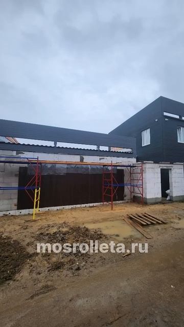 Секционные ворота. Купить по ссылке в шапке профиля. #секционныеворота #ворота #ziger #alutech