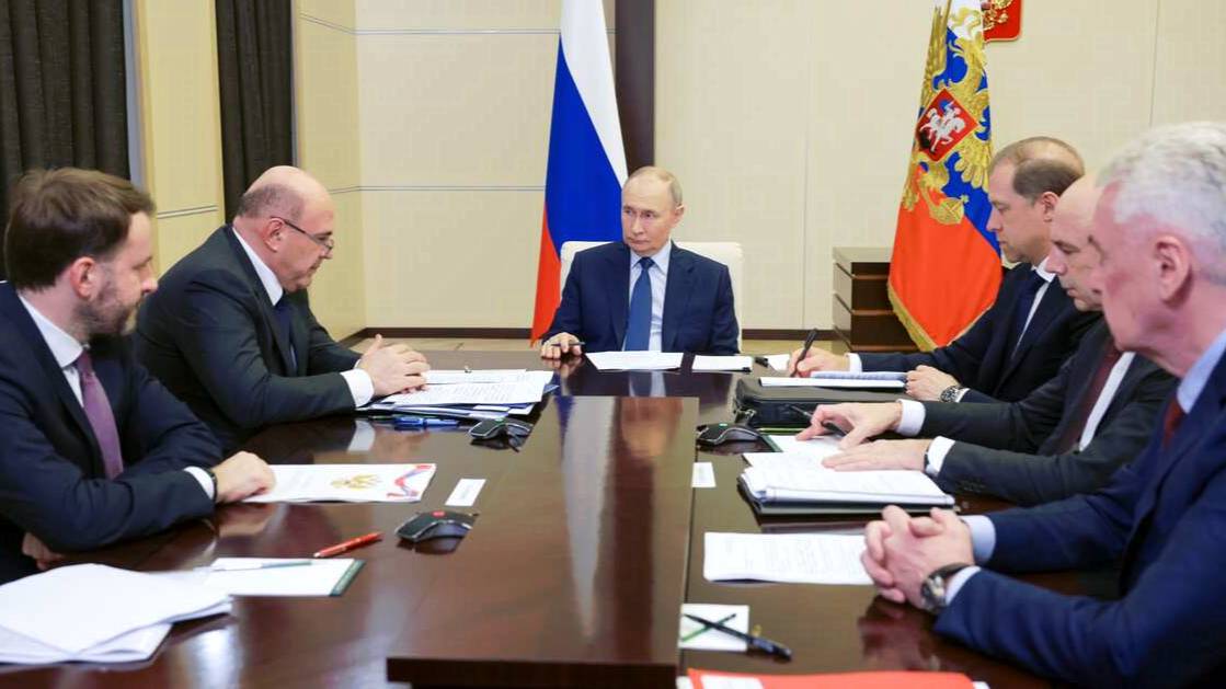 Путин назвал 2025 год определяющим для технологического развития России