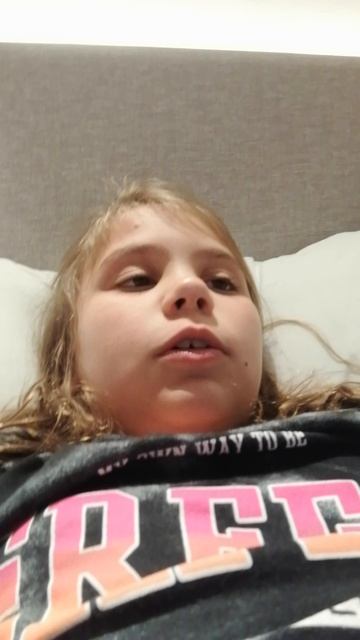 я ухожу из рутуба но только я не ухожу если у меня будет 2 подписчика и много лайков