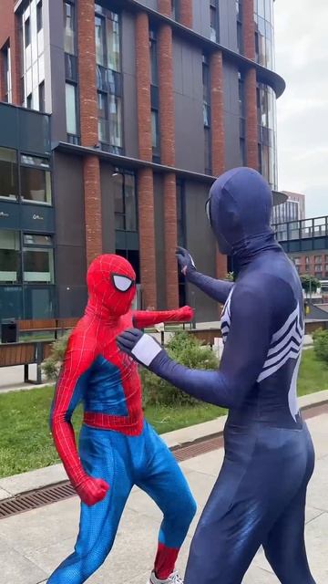 Venom defeats Spiderman#shorts