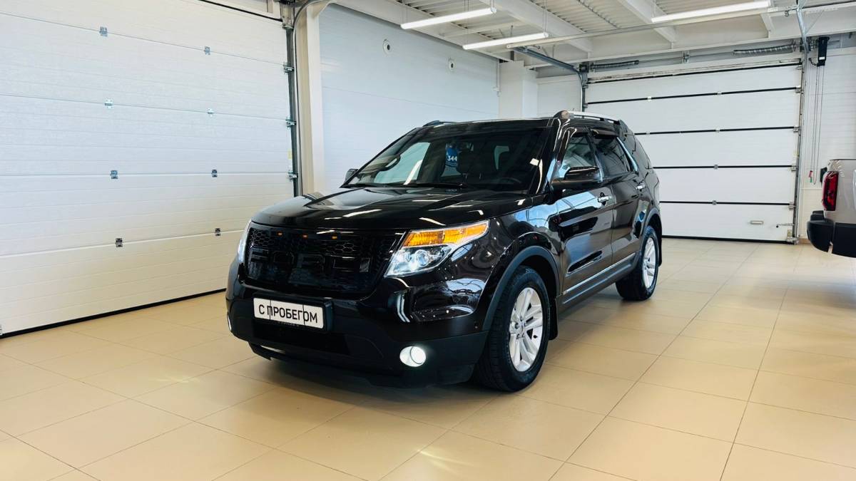 Ford Explorer, 2012 год