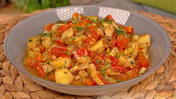 Комбинируем овощи, смешиваем ароматы. ОВОЩНОЕ РАГУ С КАБАЧКАМИ