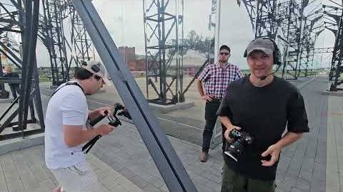 Канадская семья в НН.. BACK IN THE SPOTLIGHT/ МЫ И ОНИ/ RUSSIA