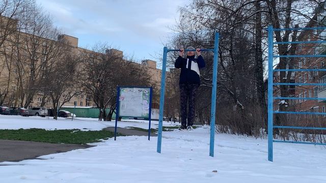 Кросс-тренинг для бегунов на длинные дистанции || Подтягивания на высокой перекладине :)