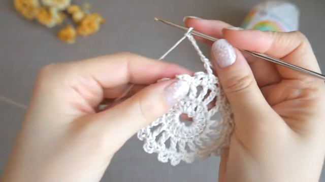 Маленькая салфетка крючком. Подставка под горячее. Крючок для начинающих. Crochet for beginners