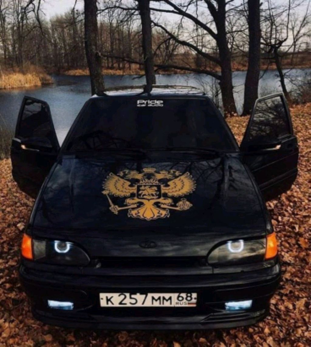 едим клубнику
свой урожай 🍓