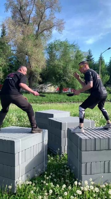 👀Не совсем обычная обстановка экипировки нет, да не спорт зал. А вы пробовали?
