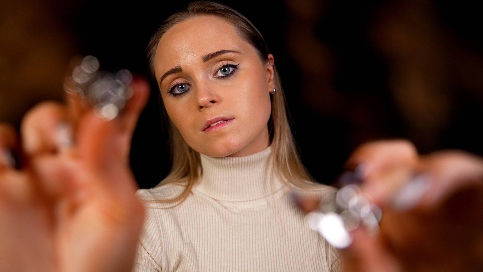 [Sensory by Sophie] ASMR Putting 78 clips in your hair