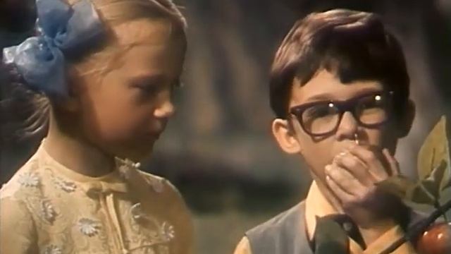 Новогодние приключения Маши и Вити (1975)