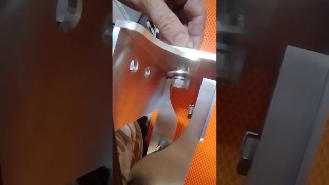 Механический лифт для лодочного мотора