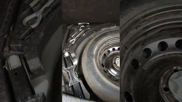 Nissan Qashqai 2013 г.в. в предмакcимальной кoмплектaции с панорамой и камерами 360°