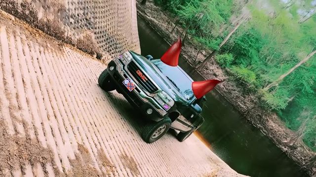 Самые Безумные Смерти Знаменитых Людей