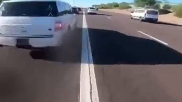 Стандартное видео с регистратора мотоциклиста