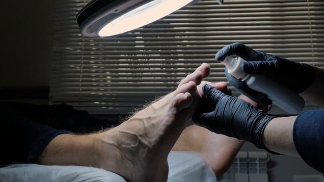 Мужской педикюр в TRUE BARBERSHOP Новосибирск
