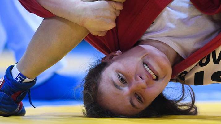 Россиянка Лоткова взяла золото на Кубке мира по самбо