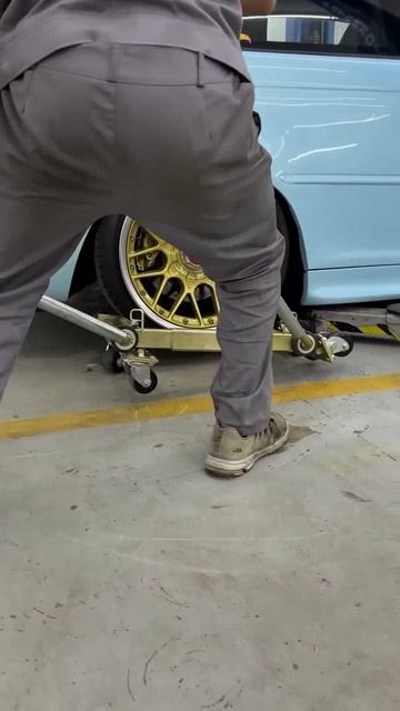 Настоящий мужик на #BMW 😅