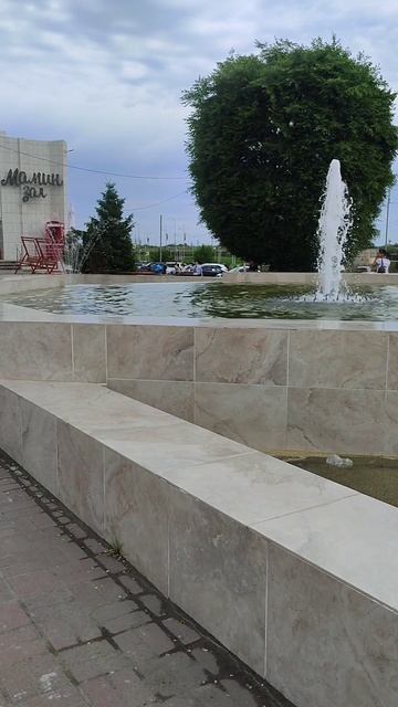 Город Курган🏙️Троицкая площадь #городароссии #город #Курган #площадь #лето #фонтан #филармония